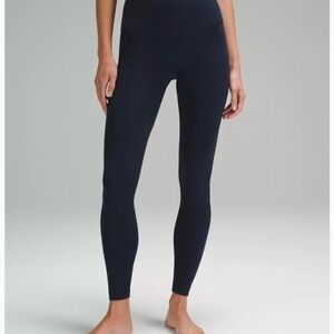 Like new, twice worn perfect condition align HR size 6, 28” lululemon leggings